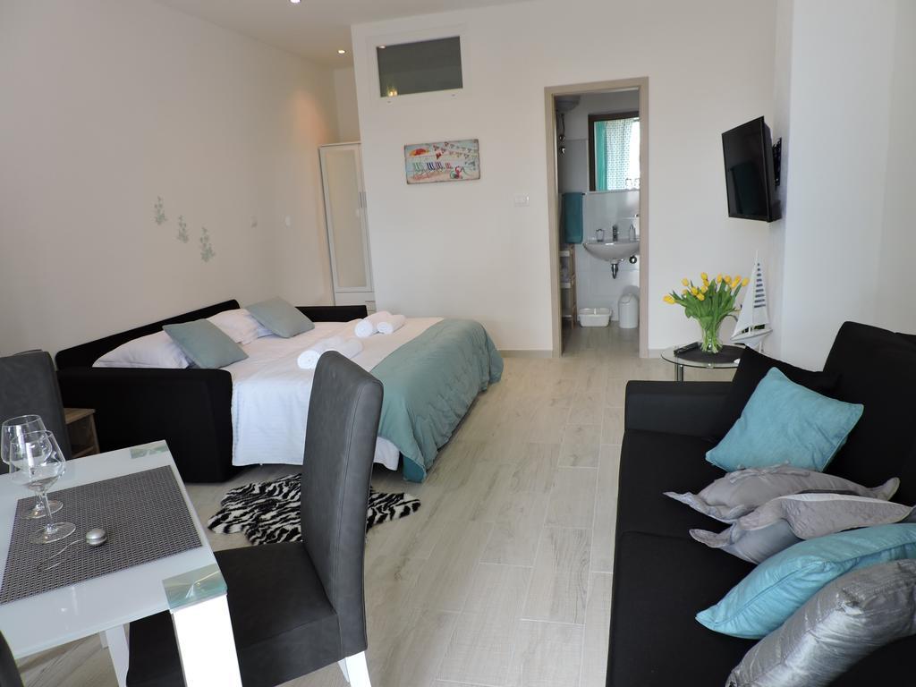 Apartments Nina Riva Kaštela Kültér fotó