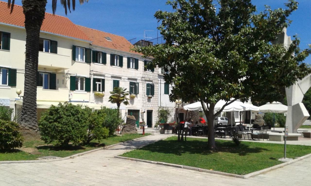 Apartments Nina Riva Kaštela Kültér fotó