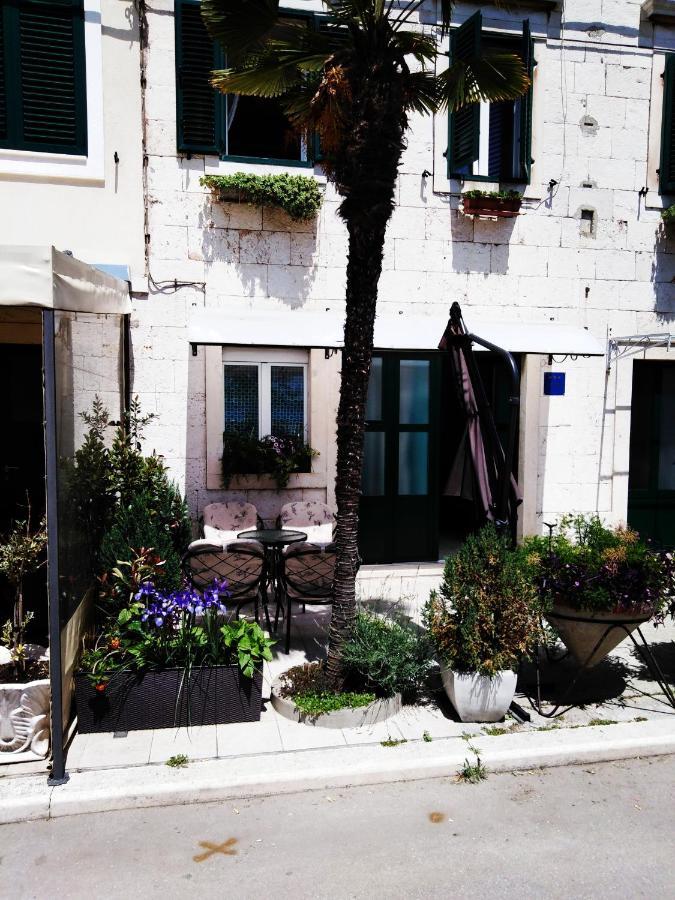 Apartments Nina Riva Kaštela Kültér fotó